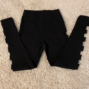 Black skinny jean pants